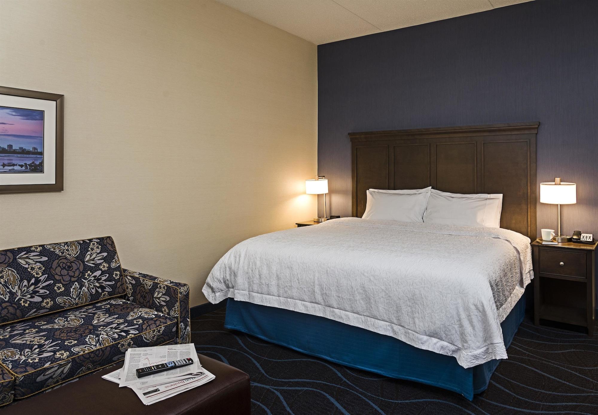 Hampton Inn By Hilton Ottawa Airport Zewnętrze zdjęcie